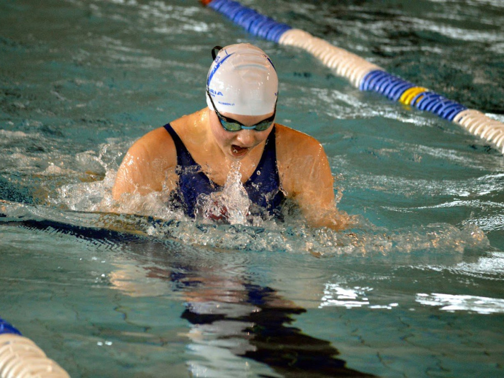 Z Hajnówki do Mławy. Wielkie emocje na basenie