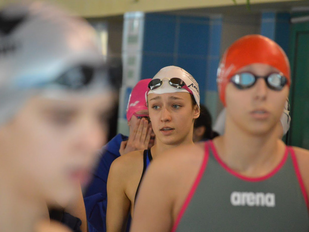 Z Hajnówki do Mławy. Wielkie emocje na basenie