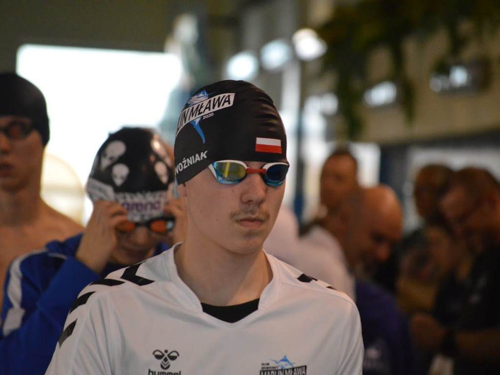 Z Hajnówki do Mławy. Wielkie emocje na basenie