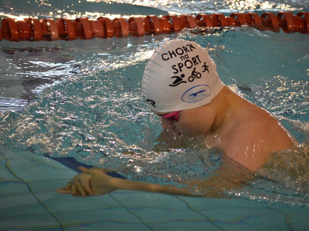 Z Hajnówki do Mławy. Wielkie emocje na basenie