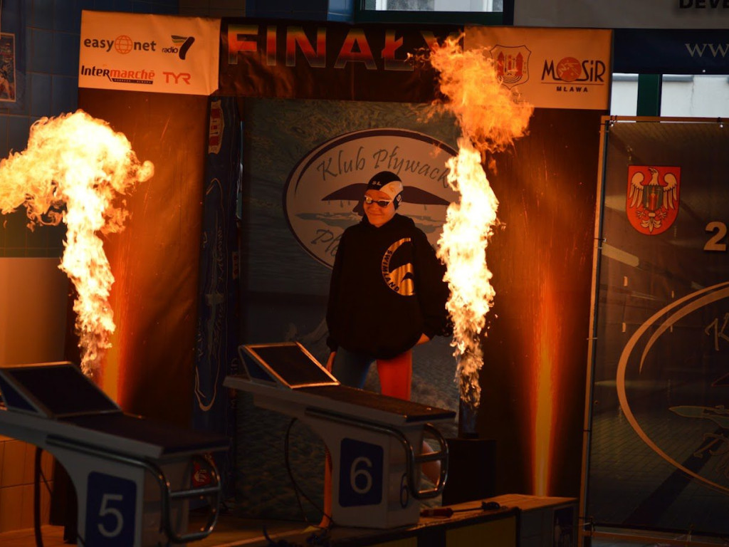 Z Hajnówki do Mławy. Wielkie emocje na basenie