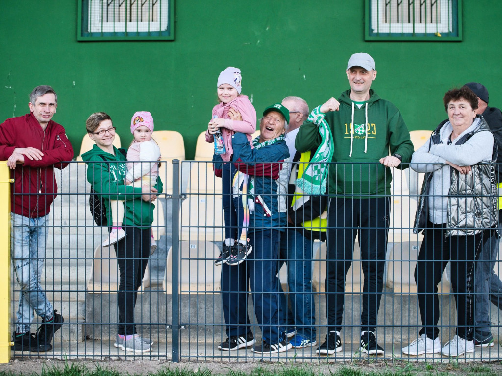 Główkami do celu. Rezerwy w końcu pokonane