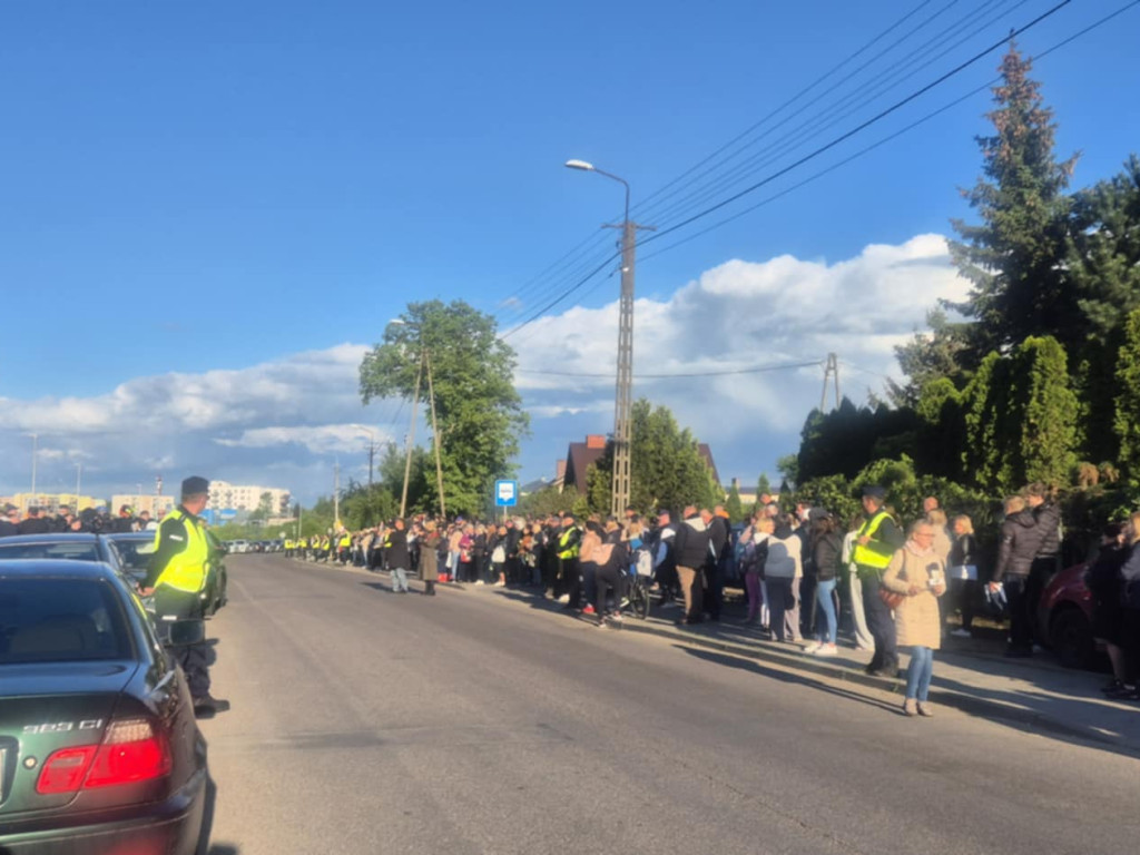 Tłumy na Marszu Pokoju pamięci zamordowanej Mai