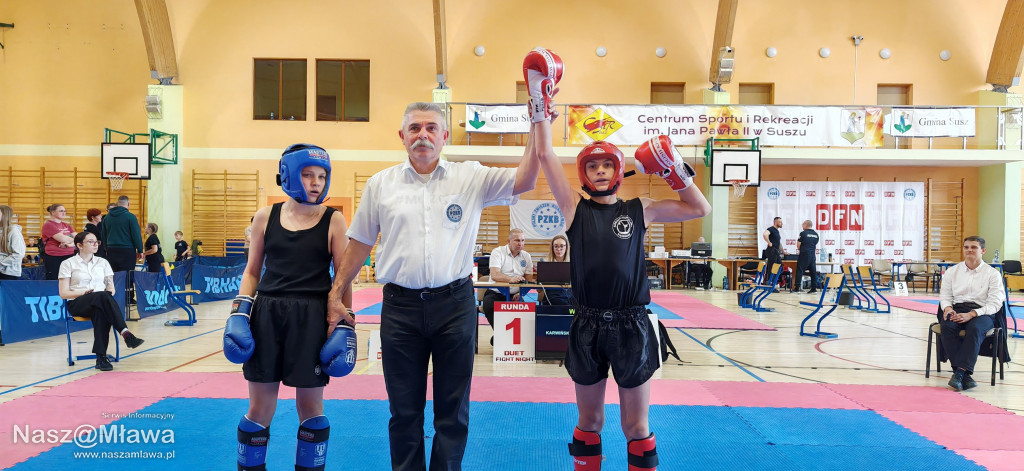 Kickbokserzy na topie. Medale w różnych kolorach