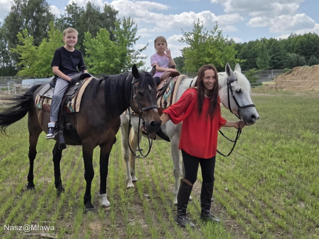 Wielbłąd i Spółka: Wakacyjne przygody w Mini ZOO