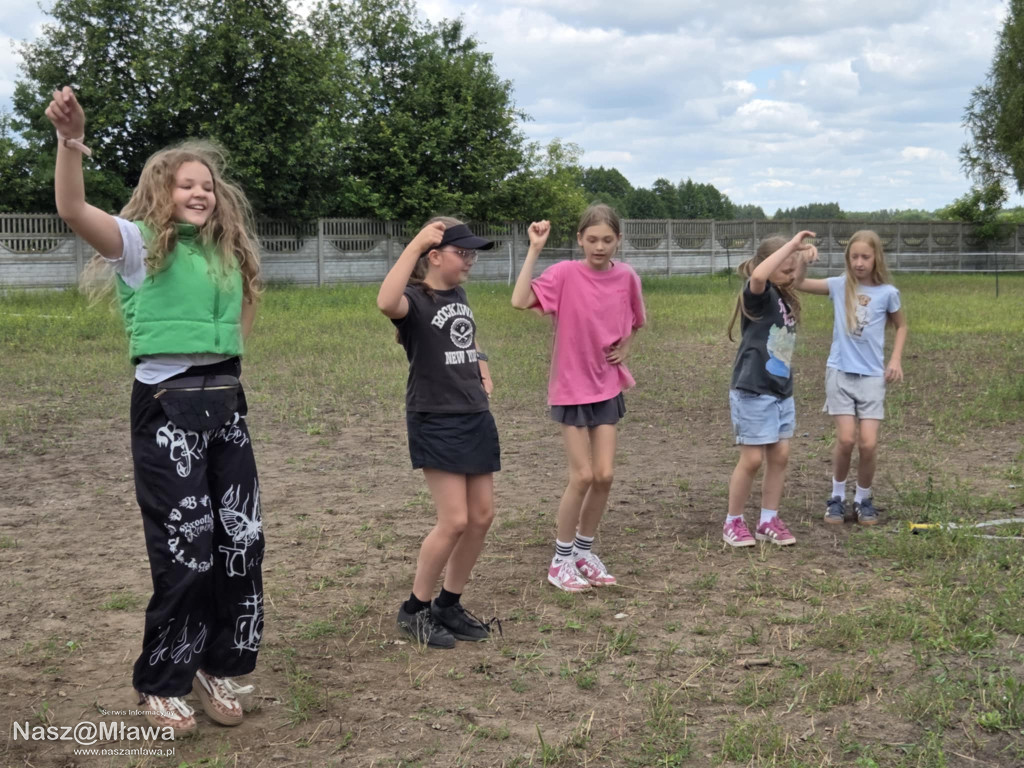 Wielbłąd i Spółka: Wakacyjne przygody w Mini ZOO
