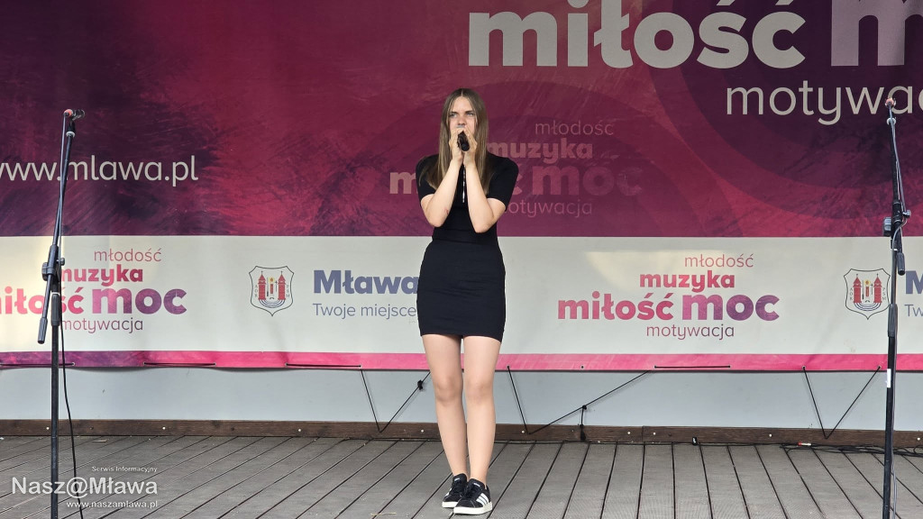 Zawkrzanie zachwycają publiczność na koncercie w Mławie