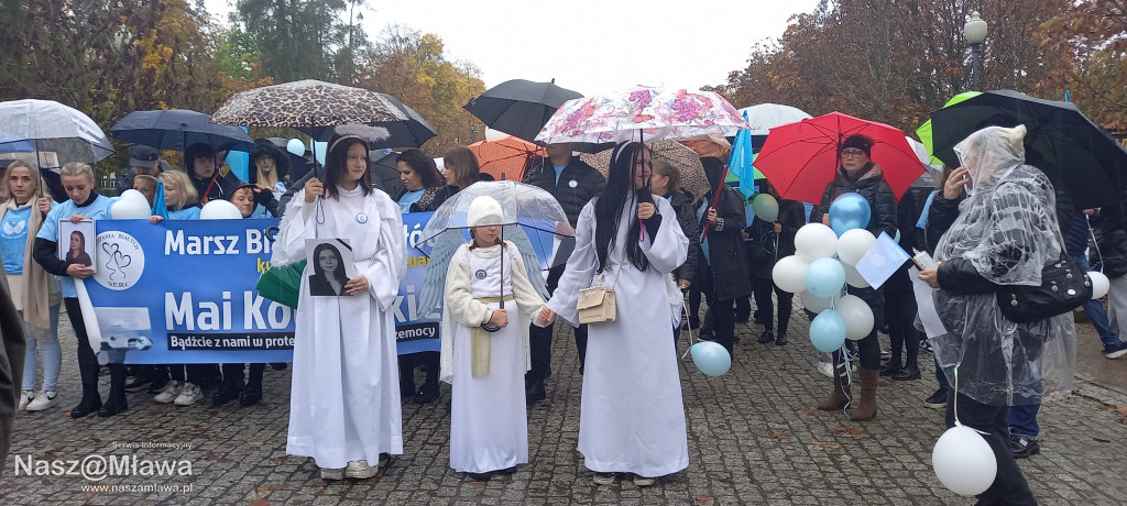 Nawet niebo płakało podczas Marszu Białych Aniołów w Mławie pamięci Mai Kowalskiej