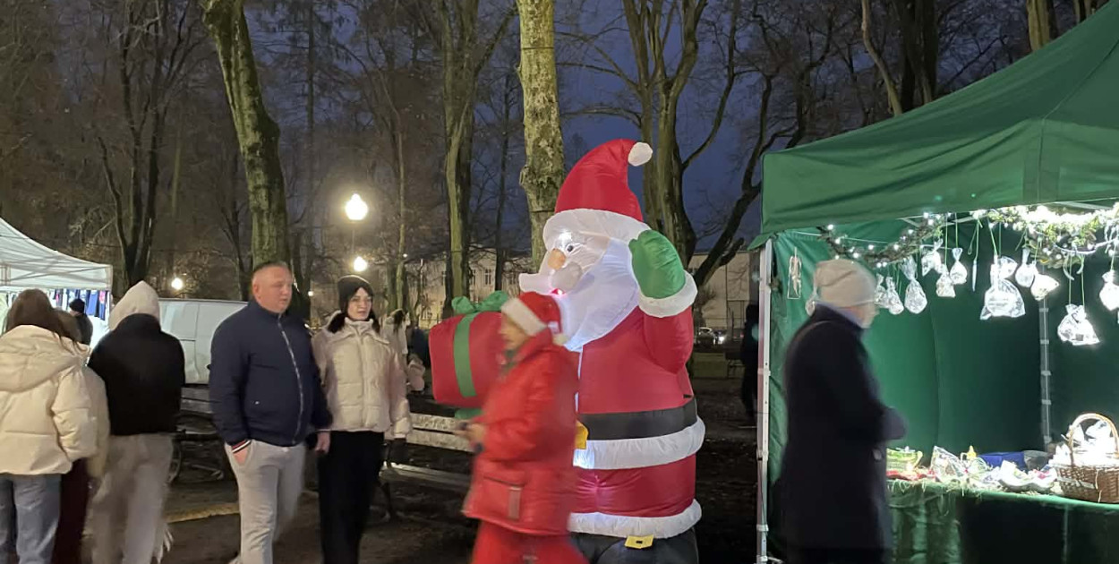 Mikołajki w mławskim parku fotorelacja