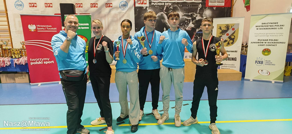 Mocne uderzenie w Luzinie. Trzy złota kick-bokserów