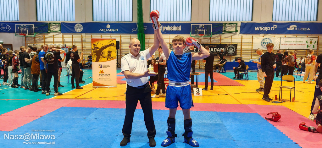 Mocne uderzenie w Luzinie. Trzy złota kick-bokserów