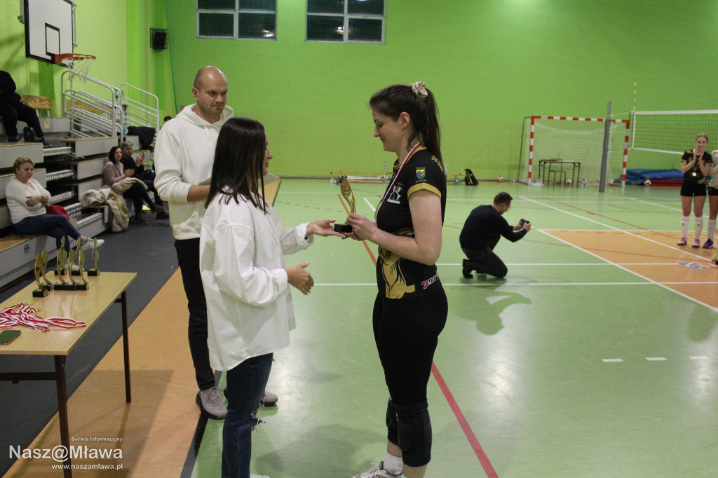 Turniej kobiet Hala w Szreńsku