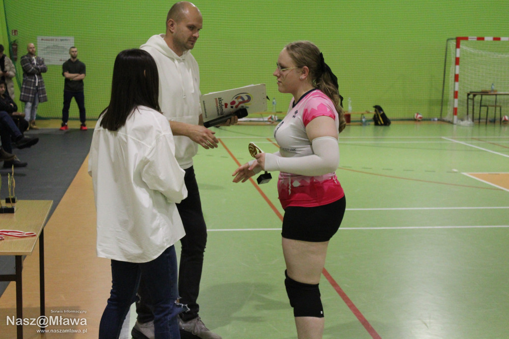 Turniej kobiet Hala w Szreńsku