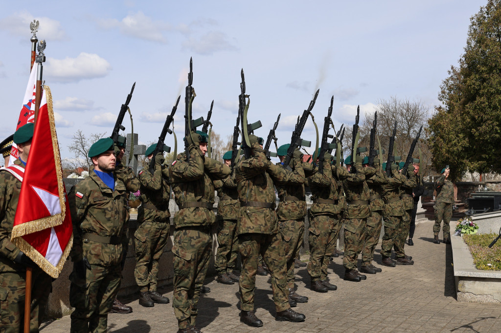 Mława nie zapomina: Hołd dla ofiar zbrodni katyńskiej