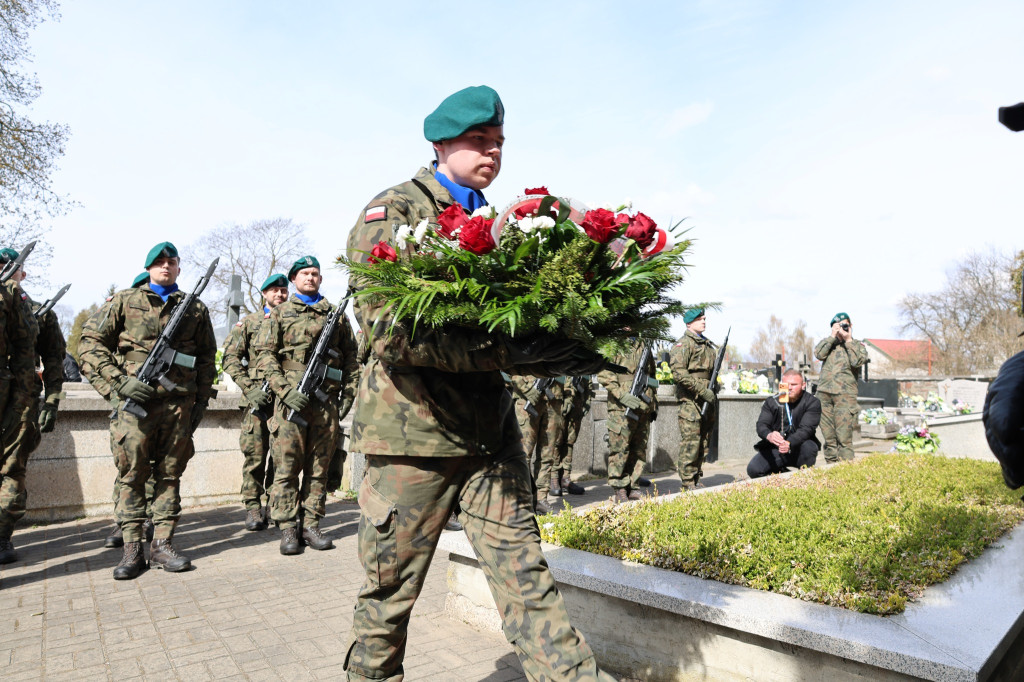 Mława nie zapomina: Hołd dla ofiar zbrodni katyńskiej