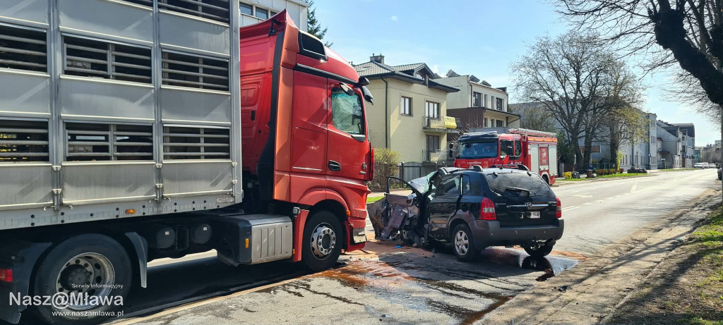 Z OSTATNIEJ CHWILI. Wypadek na skrzyżowaniu w centrum Mławy