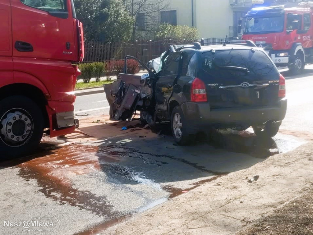 Z OSTATNIEJ CHWILI. Wypadek na skrzyżowaniu w centrum Mławy