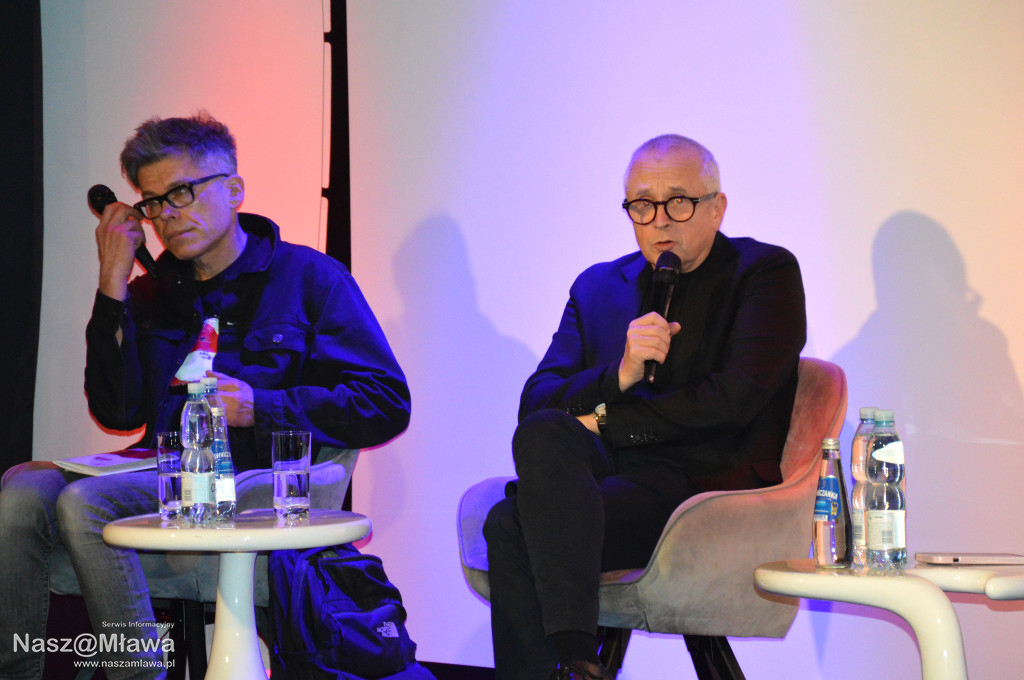 „Mogłem milczeć” – szczera rozmowa z Jackiem Duboisem i Igorem Tuleyą w Mławie