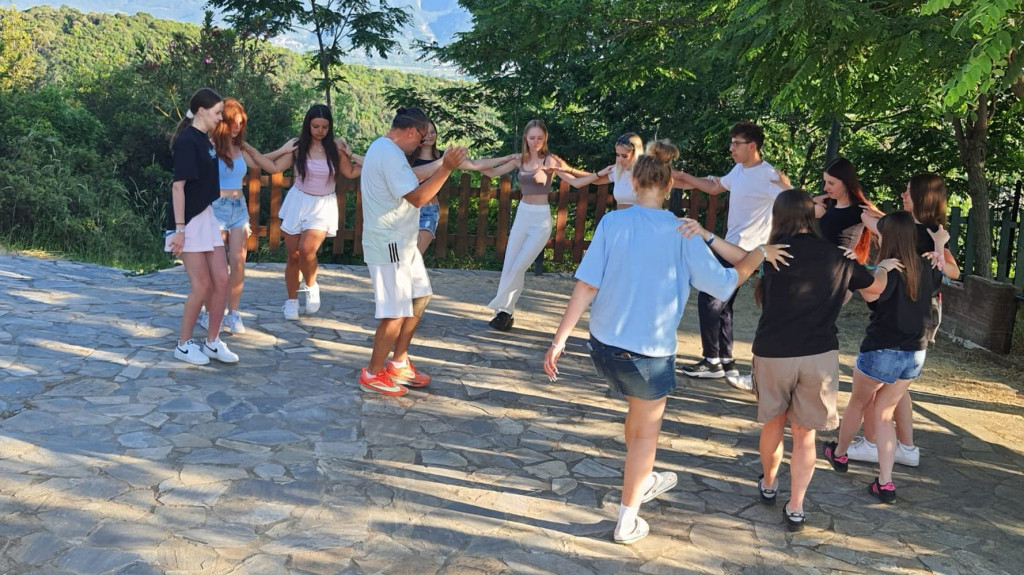 Uczniowie z Mławy podbijają Grecję. Sukces projektu Erasmus+ w ZS nr 2