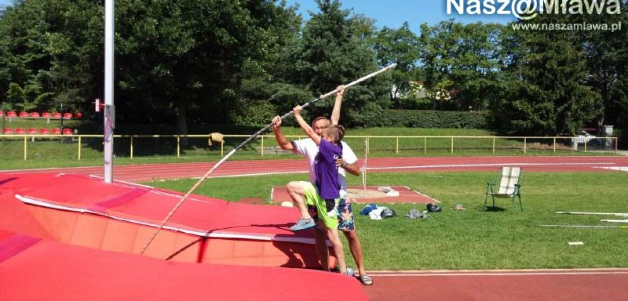 Czy Mława pokocha tyczkarki?