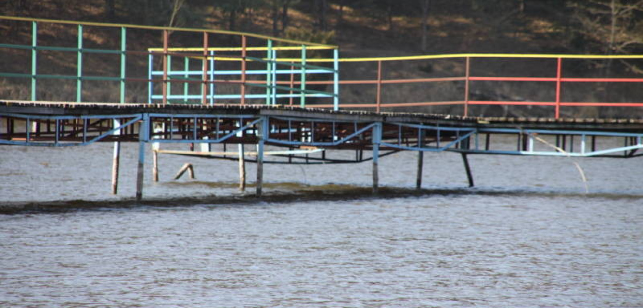 Zalew Ruda bez pomostu? Koszt nowego to nawet 400 tys. zł