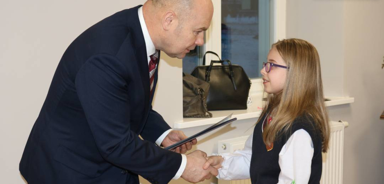 Nagrody dla najzdolniejszych uczniów, studentów i najlepszych sportowców