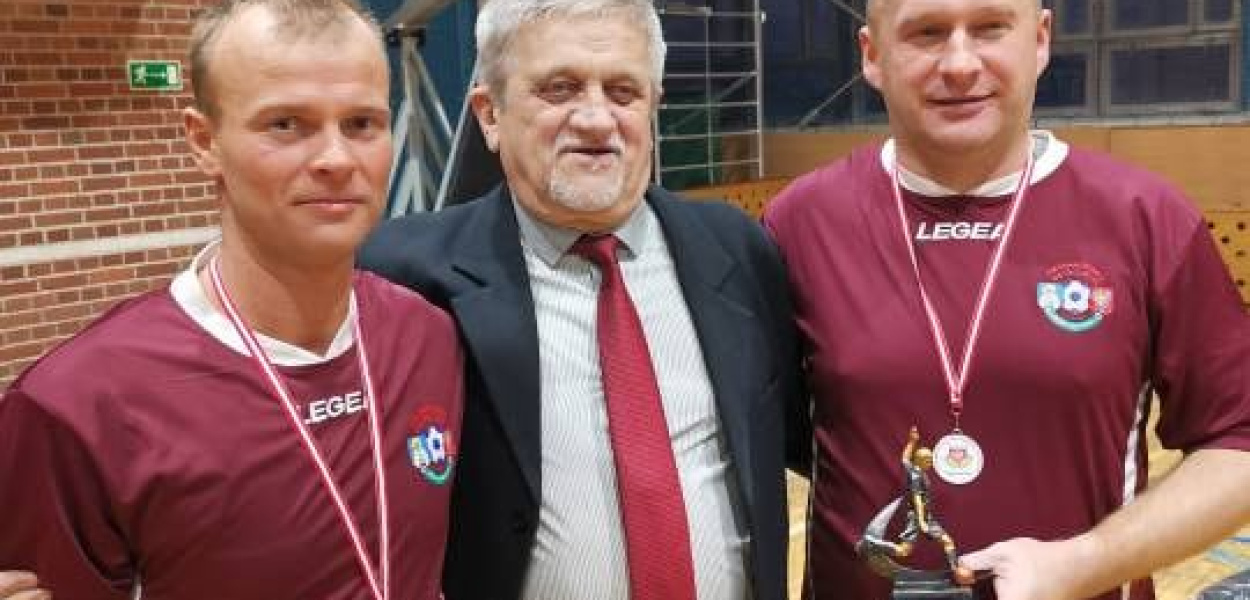 Wicemistrzostwo sędziów. Gołębiewski najlepszym zawodnikiem