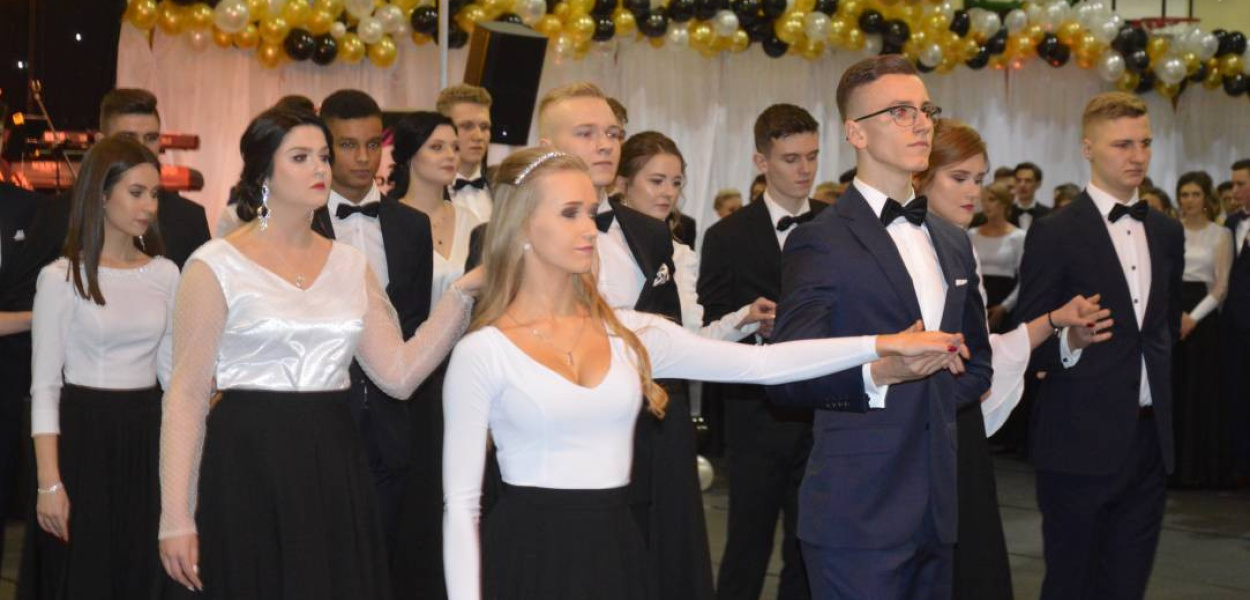 Studniówka 2020 w I Liceum Ogólnokształcącym (FOTORELACJA)