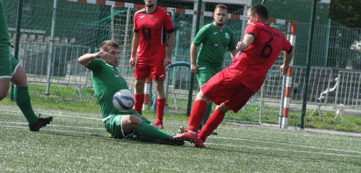 Dobra passa rezerw. Chyzhyk i Karczewski z dubletem