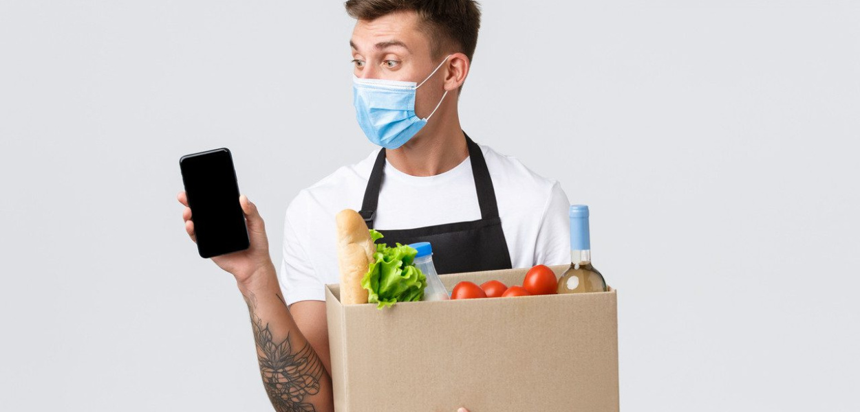 Zakupy spożywcze bez wychodzenia z domu - jak je zrealizować?