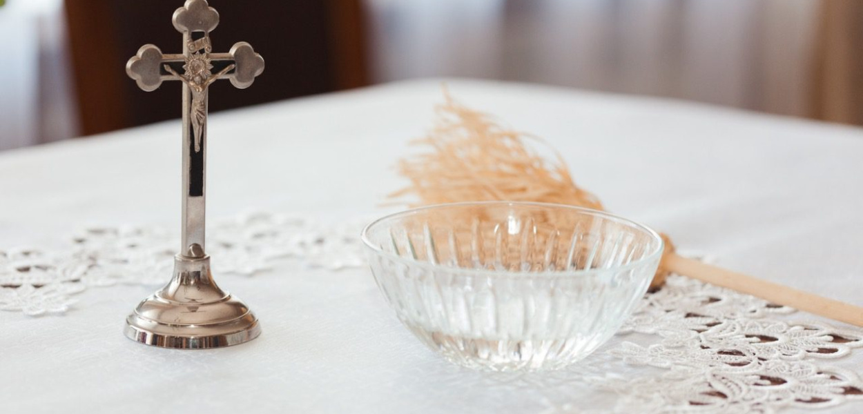 Jak przyjąć księdza po kolędzie?