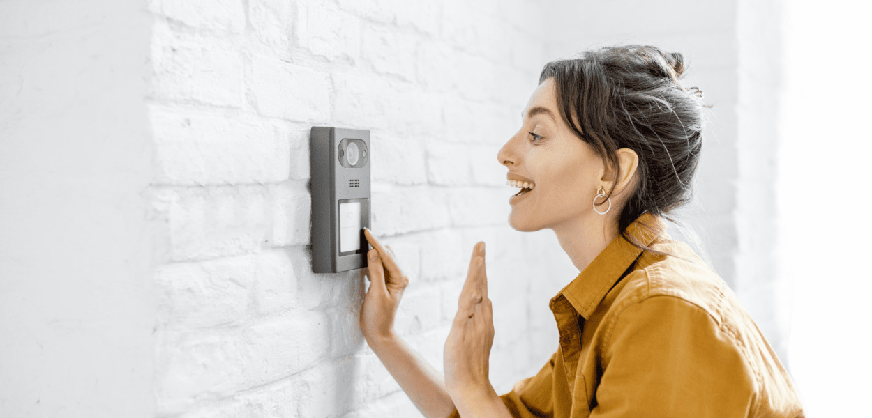 Domofon z kamerą. Teraz kontrola bezpieczeństwa jest jeszcze łatwiejsza!