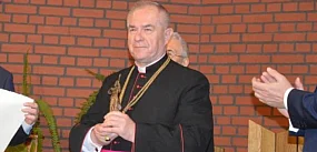 Zmiana proboszcza w parafii Matki Bożej Królowej Polski