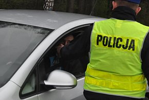 Ile państwo zarabia na mandatach