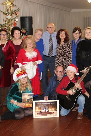 Kultura w Mławie. Twórcy spotkali się na Wigilii-12155