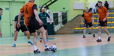 Rogalski z koroną. Trzy dublety ZTiR-u, walkower mistrzów