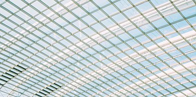 Poliwęglan lity – z czego wynika jego popularność?