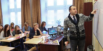 Nauczyciele na czas określony: Odpowiedź wiceministra edukacji-214297