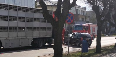 Z OSTATNIEJ CHWILI. Wypadek na skrzyżowaniu w centrum Mławy