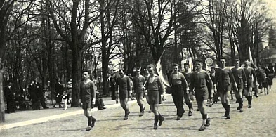 Od chicagowskiego placu po polskie ulice – burzliwa historia 1 Maja