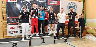 Majowy błysk kick-bokserów. Puchar na złoto