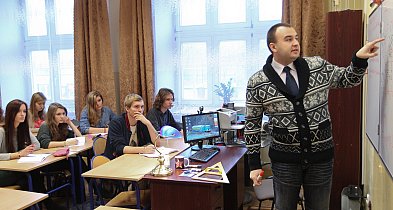 Nauczyciele na czas określony: Odpowiedź wiceministra edukacji-214297