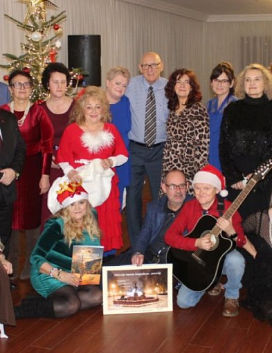 Kultura w Mławie. Twórcy spotkali się na Wigilii-214317