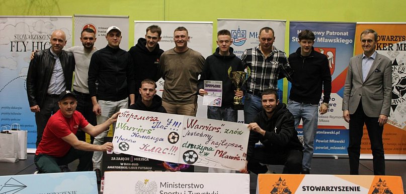 Liga podsumowana, piłkarze nagrodzeni. Warriors z tytułem