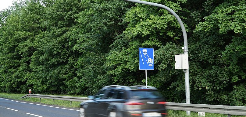 Odcinkowy pomiar zawyżał prędkość. Co z mandatami?