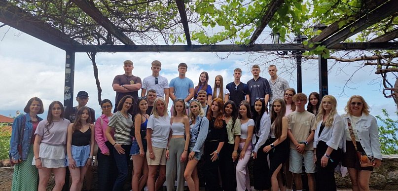 Uczniowie z Mławy podbijają Grecję. Sukces projektu Erasmus+ w ZS nr 2