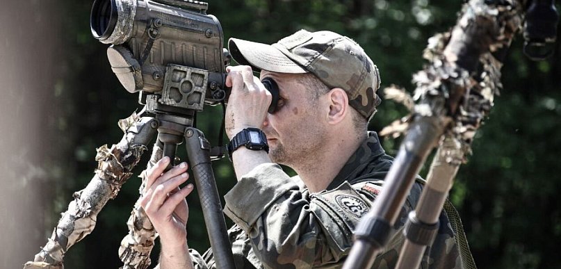 Jak 5 MBOT szkoli strzelców wyborowych i operatorów dronów