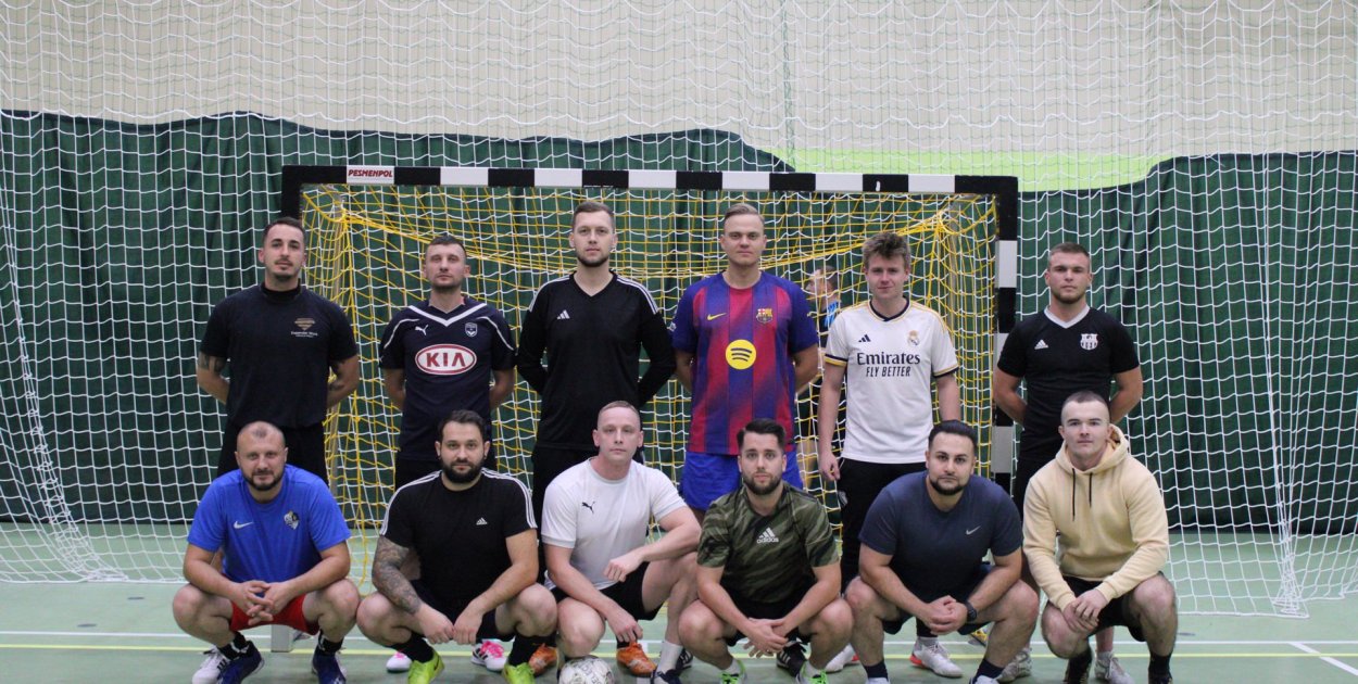 Młode Wilki w pierwszej czwórce. Kurowski nie odpuszcza