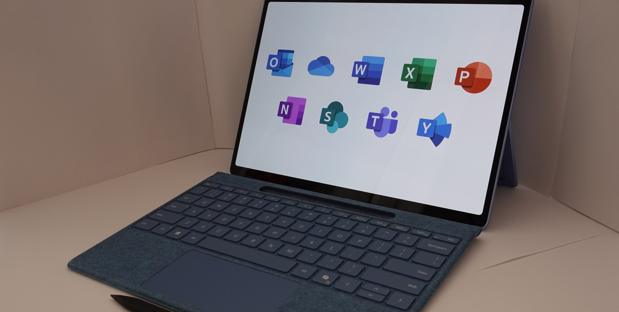 Wojsko wydało pilny komunikat. Niebezpieczna luka w Microsoft Office