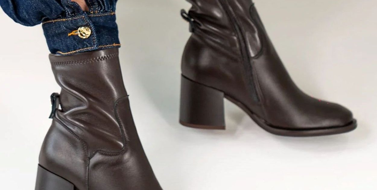 Dlaczego skórzane botki to must-have w kobiecej garderobie?
